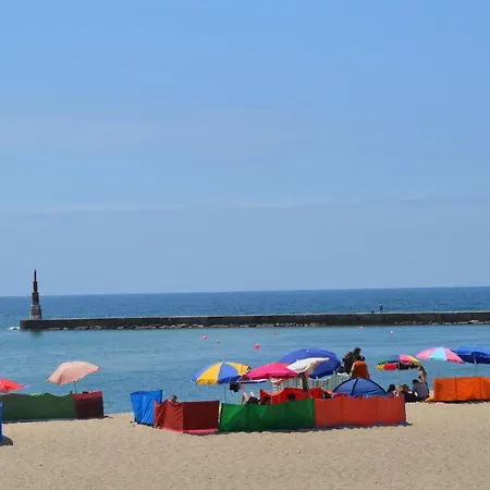 One Step From The Beach, Praia Da Aguda Ferienhaus *